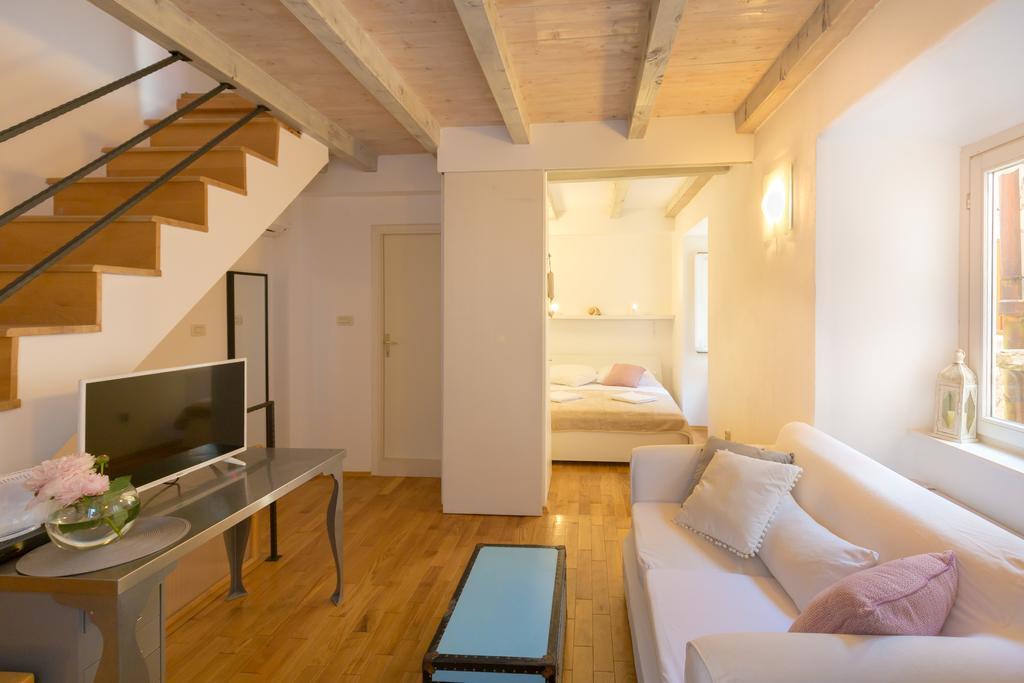 Hedera A11 Dubrovnik